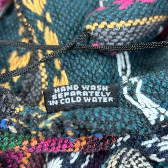 BoHo Wool Poncho Hooded Cape Handmade Hippie India Festival Unisex X's O's - Picture 15 of 16